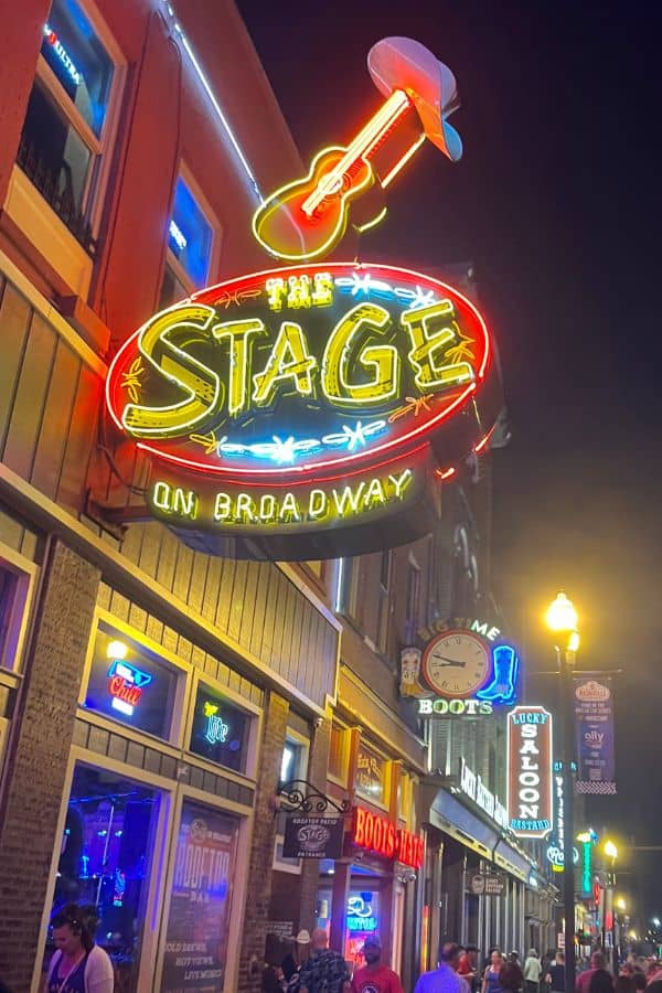 the stage on broadway in nashville